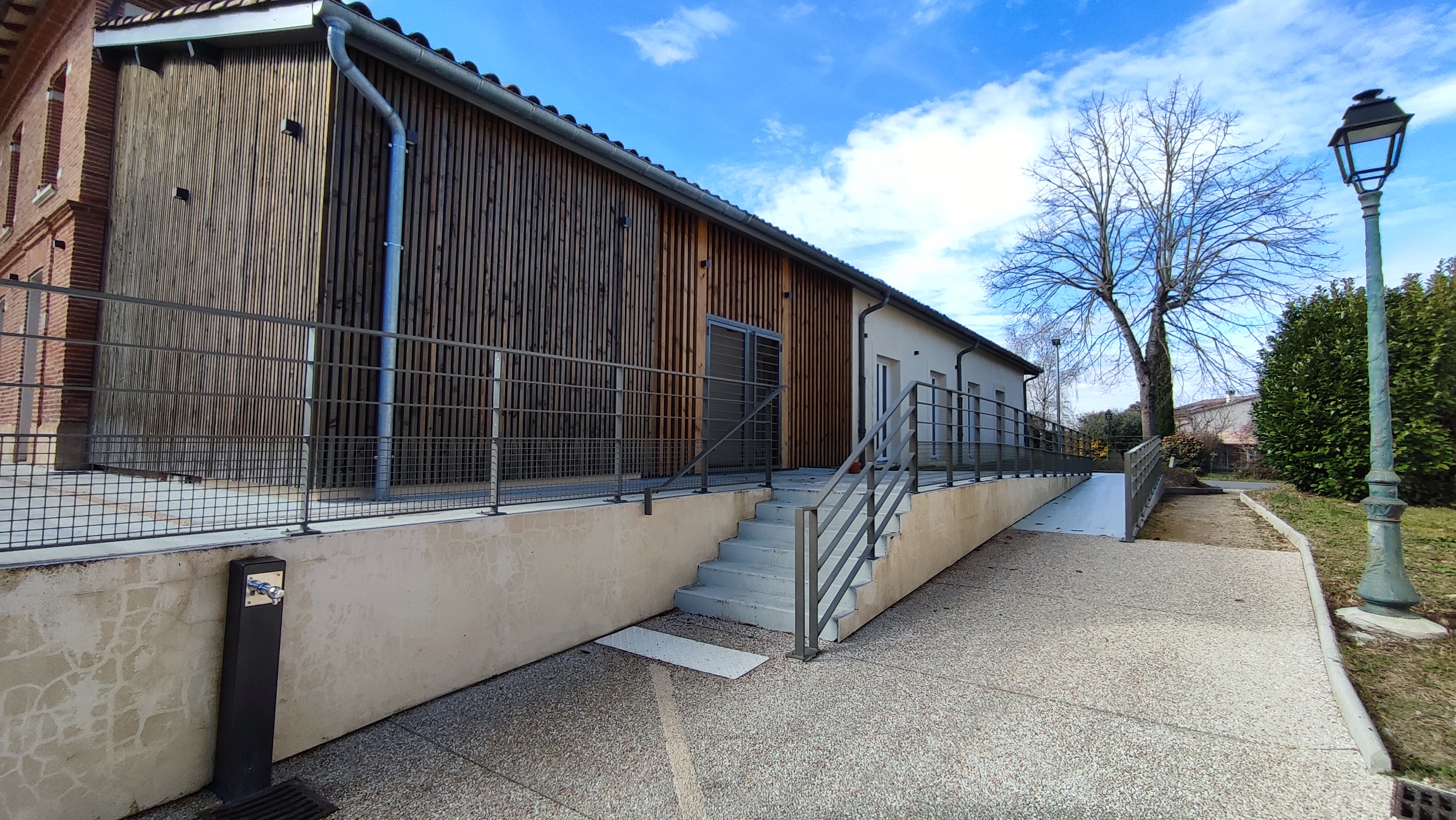 accessibilit&eacute; aux diff&eacute;rentes salles