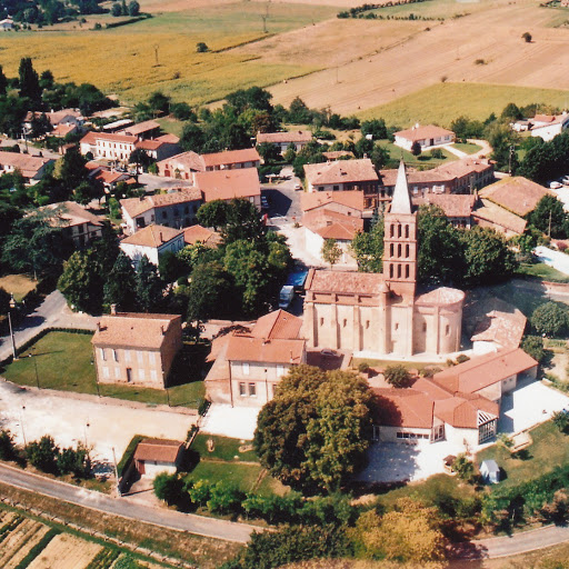 Vue du ciel, AVANT, sans la salle du conseil attenante &agrave; la mairie ni l' ALAE
